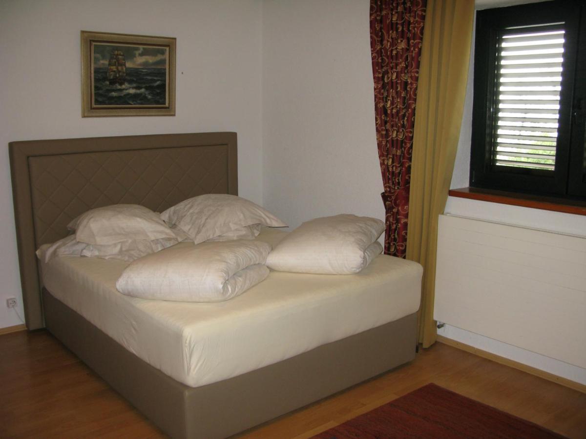 Bed And Breakfast Villa Iris Moscenicka Draga Bagian luar foto