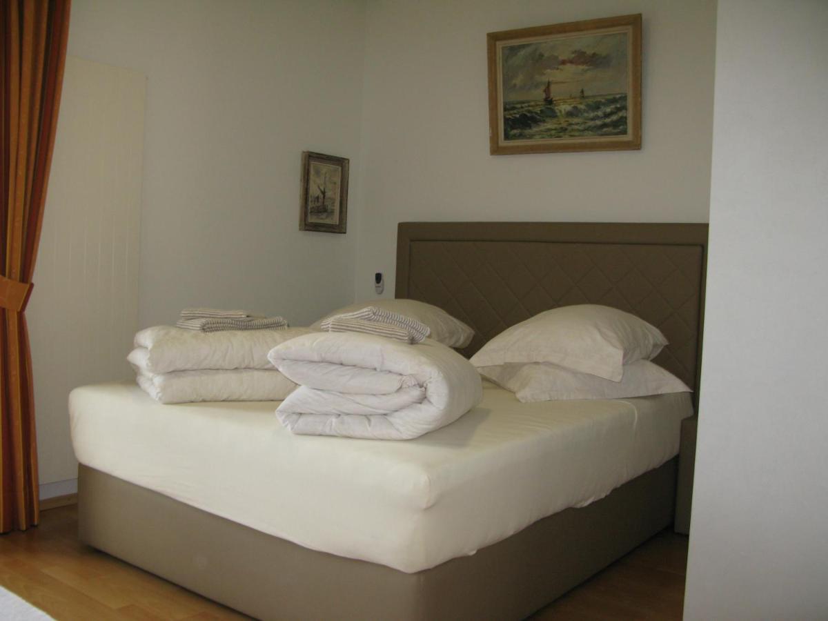 Bed And Breakfast Villa Iris Moscenicka Draga Bagian luar foto